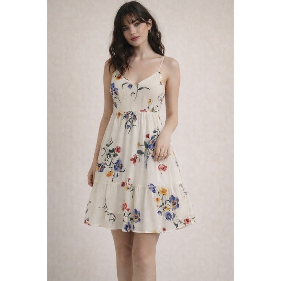 Old Navy Dresses & Skirts - Old Navy Floral Smocked Midi Dress Small Cottagecore Sundress Picnic Garden